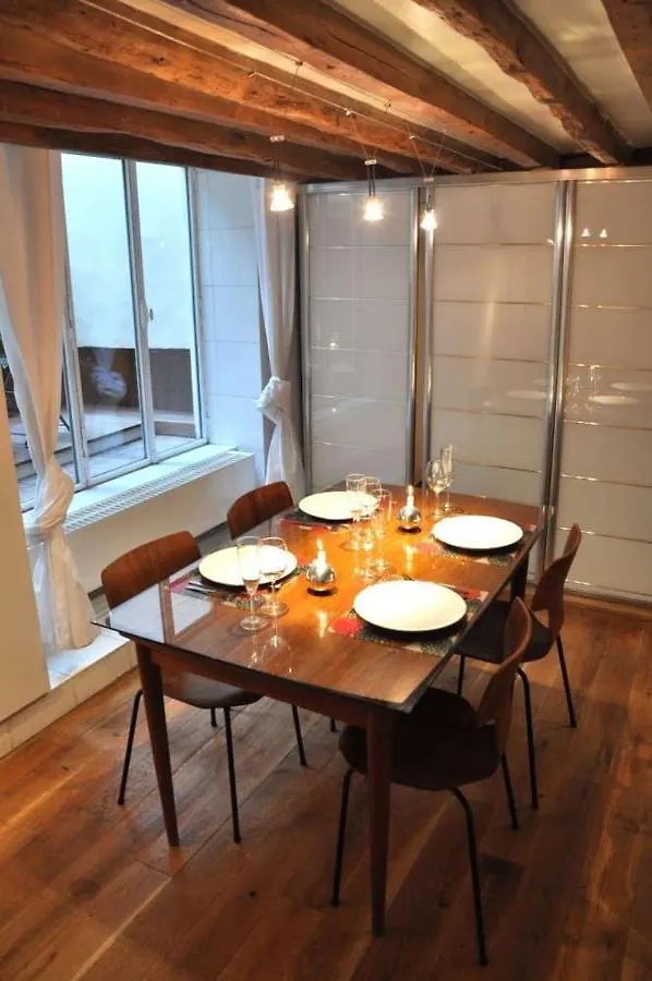 Caprice Amour Apartment Paris